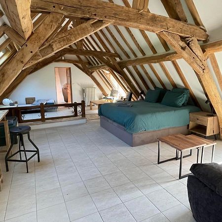 Les Bertaulieres Bed & Breakfast Bossay-sur-Claise Exterior photo
