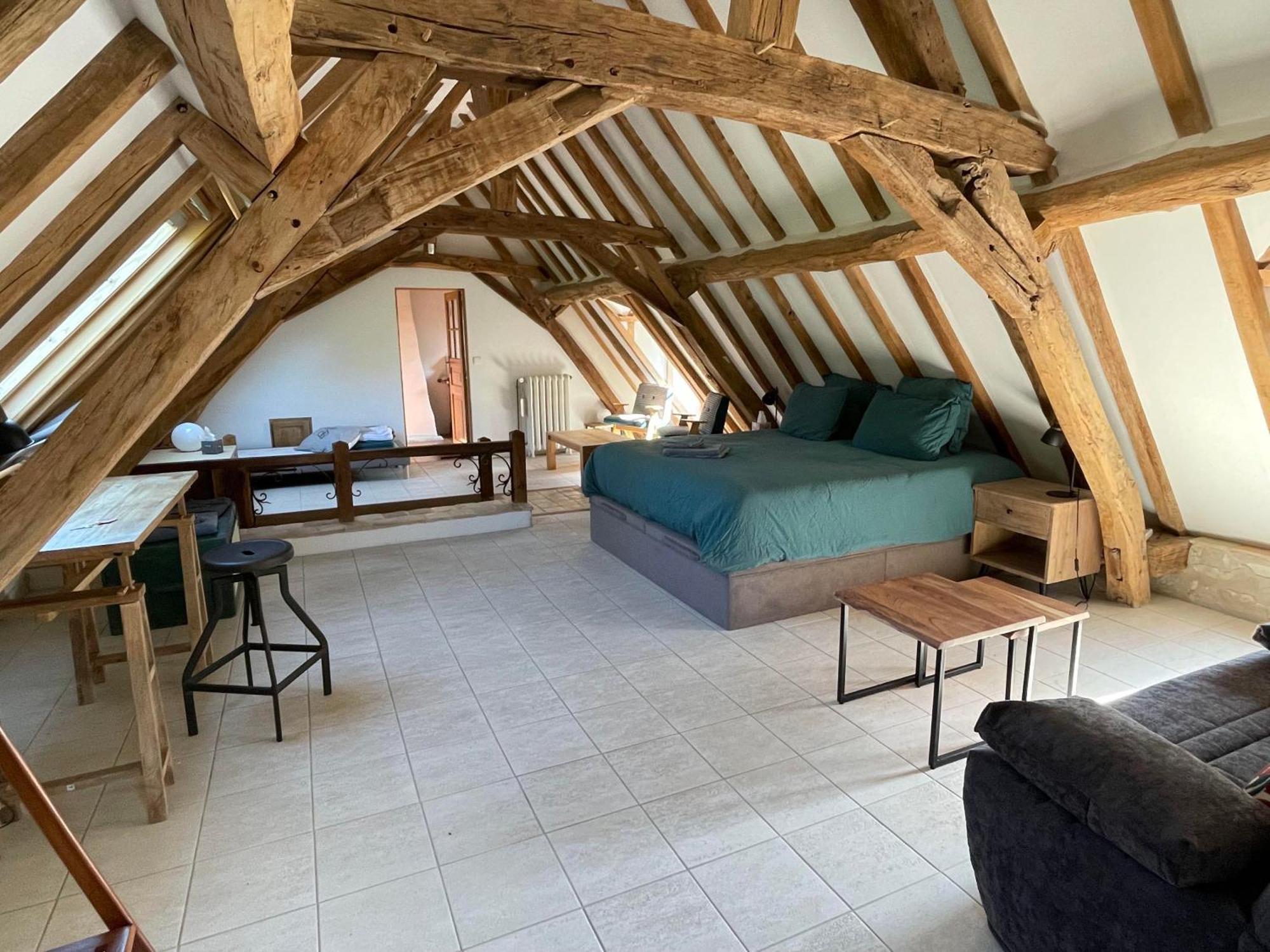 Les Bertaulieres Bed & Breakfast Bossay-sur-Claise Exterior photo